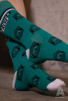 Petrolfarbene Socken mit Hannes Alm Logo
